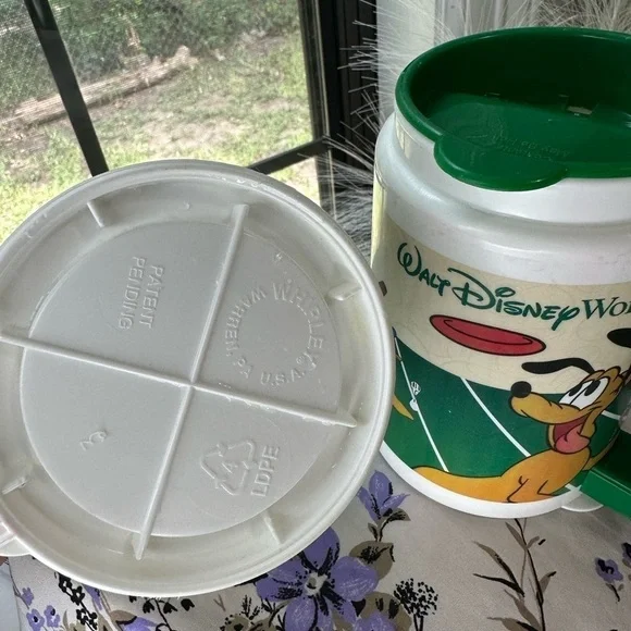 Disney Travel Mugs - Picture 4 of 8